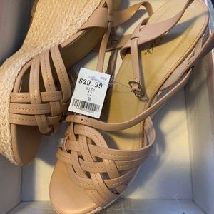 Soda Brand Women’s Wedges size 11M